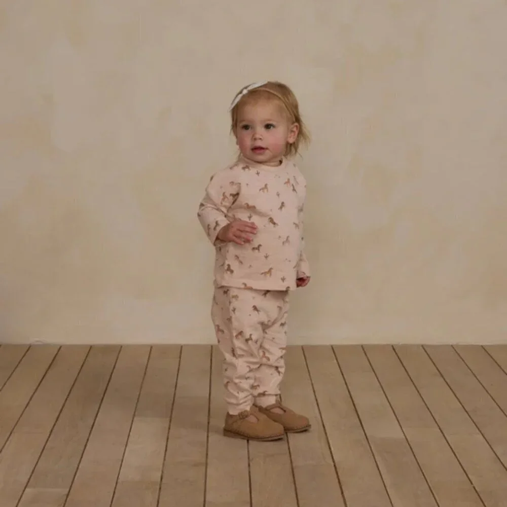 NWT - Rylee + Cru horses set​​​​